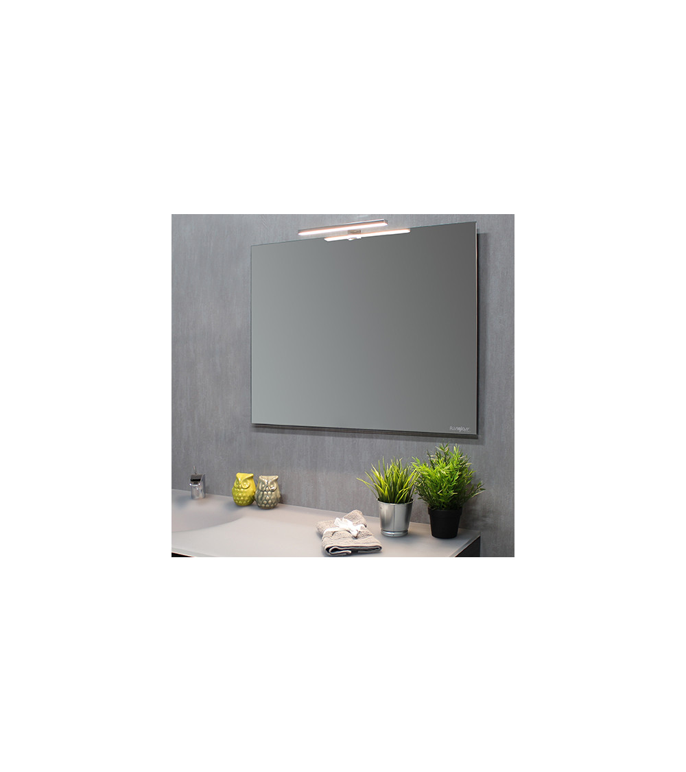 Miroir simple avec spot sur reglette Cristina Ondyna 60 x 80 métal brillant